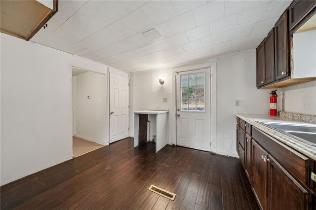 119 Story Rd, Export, PA 15632