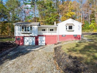 119 Story Rd, Export, PA 15632