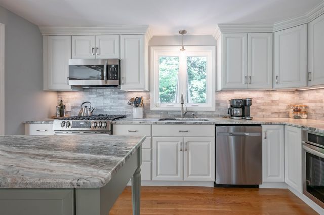 146 Coburn Avenue, Nashua, NH 03063