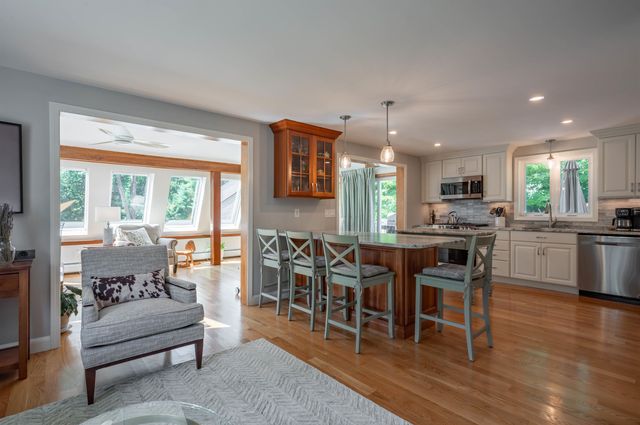 146 Coburn Avenue, Nashua, NH 03063