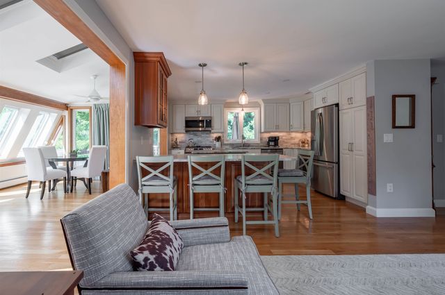 146 Coburn Avenue, Nashua, NH 03063