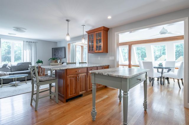 146 Coburn Avenue, Nashua, NH 03063