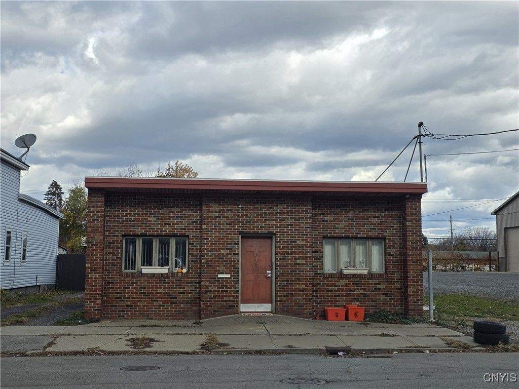 1046 Erie Street, Utica, NY 13502