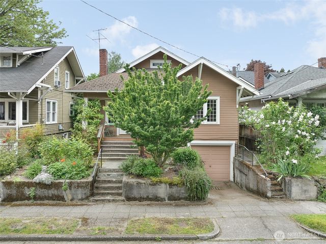 4651 1st Avenue NE, Seattle, WA 98105