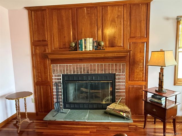 4 Chaucer Road, Staatsburg, NY 12580