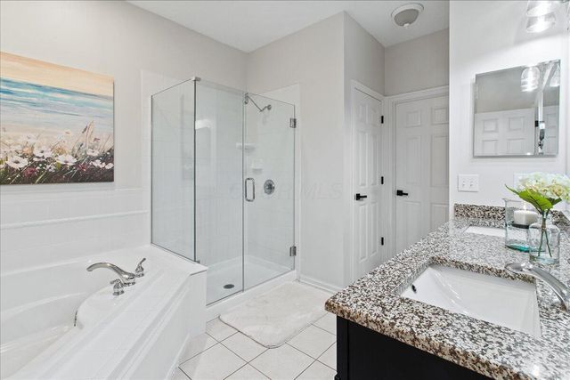 7542 Deer Valley Crossing, Powell, OH 43065