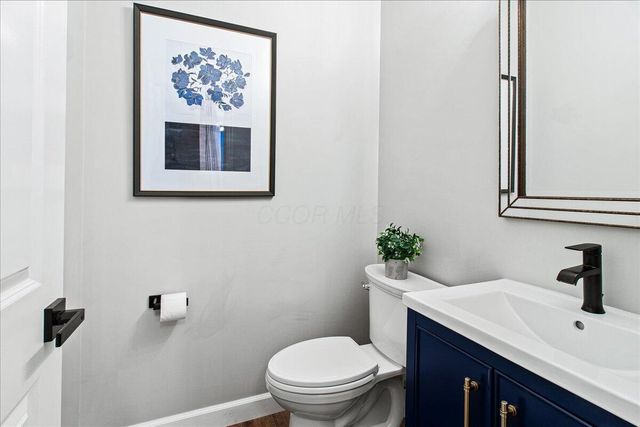 7542 Deer Valley Crossing, Powell, OH 43065