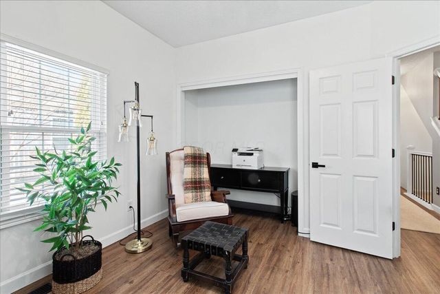 7542 Deer Valley Crossing, Powell, OH 43065