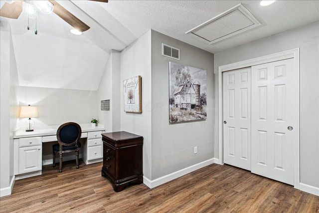 7542 Deer Valley Crossing, Powell, OH 43065