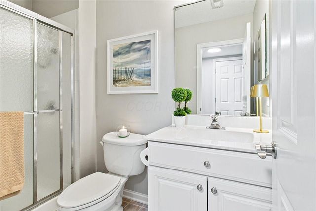 7542 Deer Valley Crossing, Powell, OH 43065