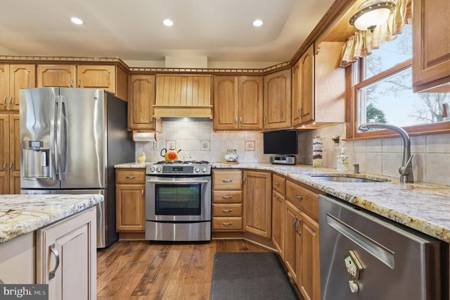 1103 ROELOFFS RD, Yardley, PA 19067