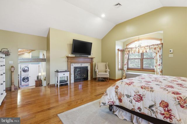 1103 ROELOFFS RD, Yardley, PA 19067