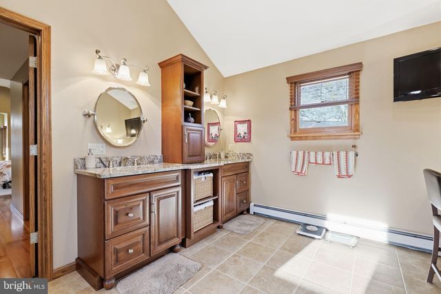 1103 ROELOFFS RD, Yardley, PA 19067