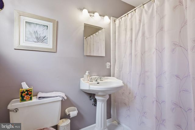 1103 ROELOFFS RD, Yardley, PA 19067