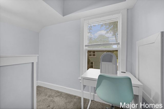 323 Robey Place SE, Grand Rapids, MI 49506