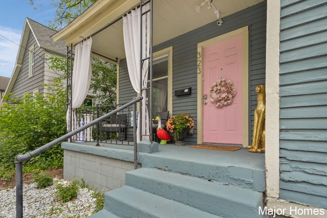 323 Robey Place SE, Grand Rapids, MI 49506