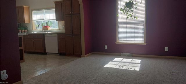 6008 Gockley LN, Gloucester, VA 23061