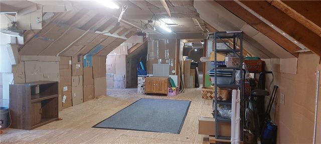 6008 Gockley LN, Gloucester, VA 23061