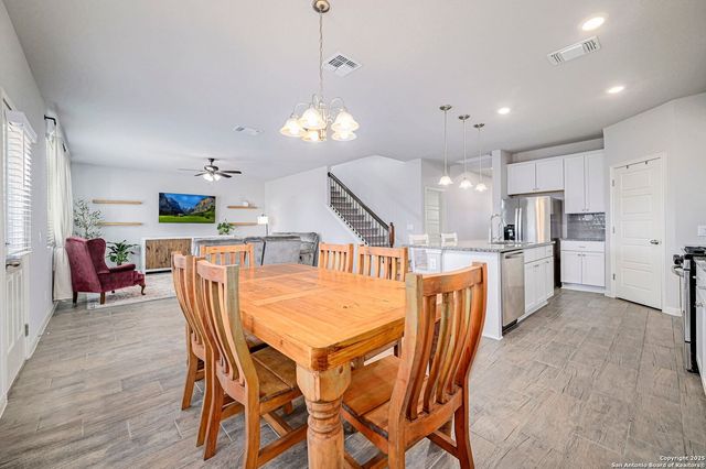 1932 Colonial, New Braunfels, TX 78130