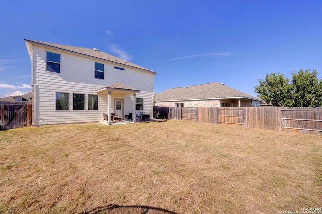 1932 Colonial, New Braunfels, TX 78130