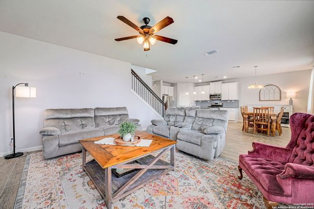 1932 Colonial, New Braunfels, TX 78130