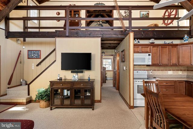 48 KANSAS RD, Little Egg Harbor Twp, NJ 08087