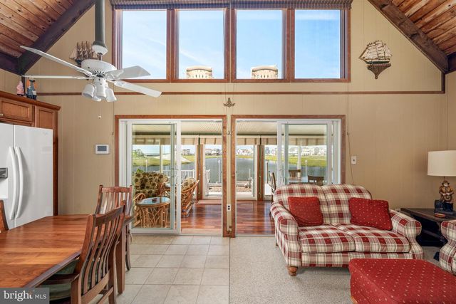 48 KANSAS RD, Little Egg Harbor Twp, NJ 08087