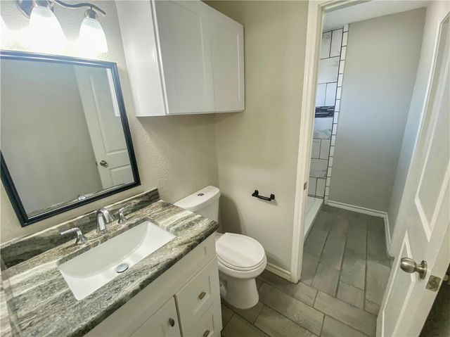 3318 Charlotte Dr, Corpus Christi, TX 78418