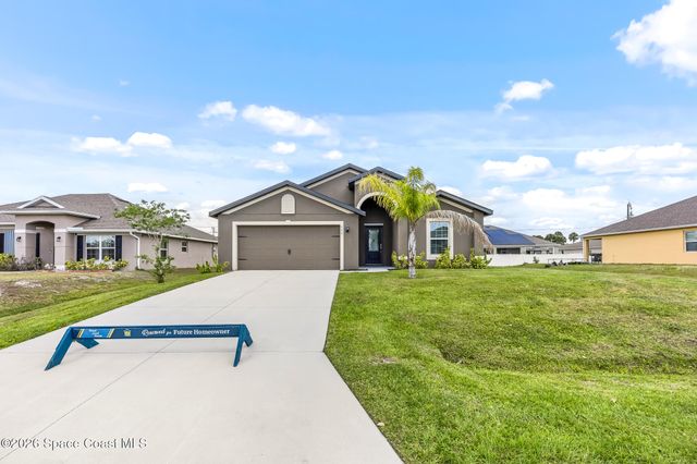 539 Hamwood Street SW, Palm Bay, FL 32908