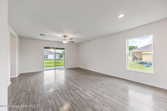 539 Hamwood Street SW, Palm Bay, FL 32908