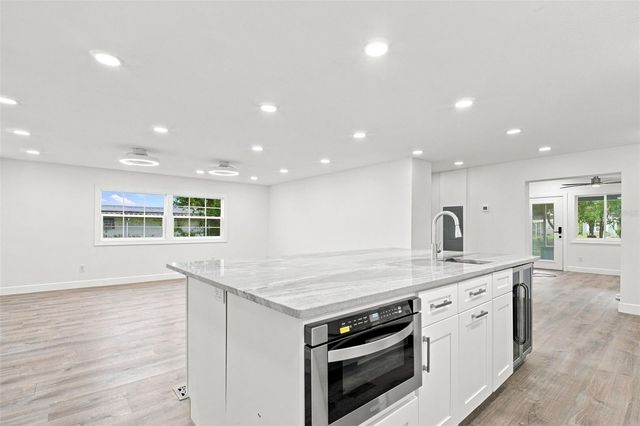 163 DOLPHIN DRIVE E, Oldsmar, FL 34677