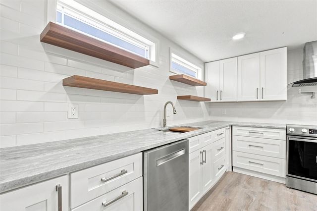 163 DOLPHIN DRIVE E, Oldsmar, FL 34677