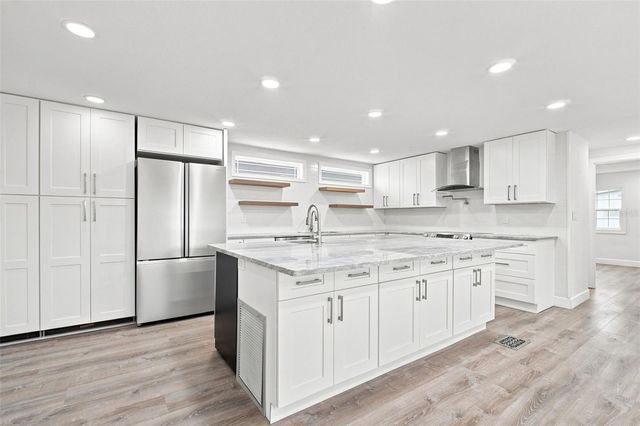 163 DOLPHIN DRIVE E, Oldsmar, FL 34677
