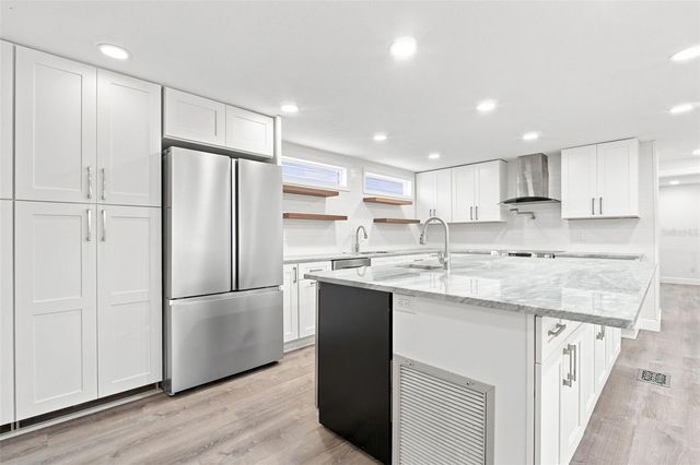 163 DOLPHIN DRIVE E, Oldsmar, FL 34677