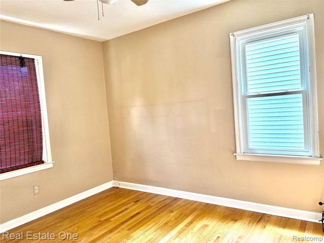 2027 Brockton Avenue, Royal Oak, MI 48067
