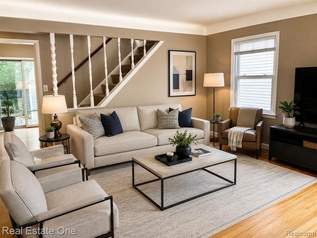 2027 Brockton Avenue, Royal Oak, MI 48067