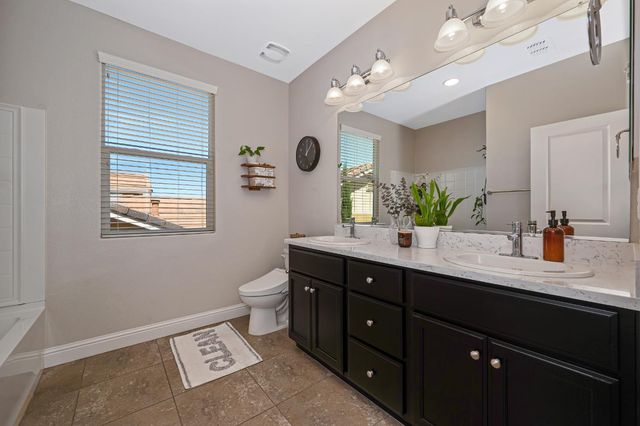 3546 Edington Dr, Rancho Cordova, CA 95742