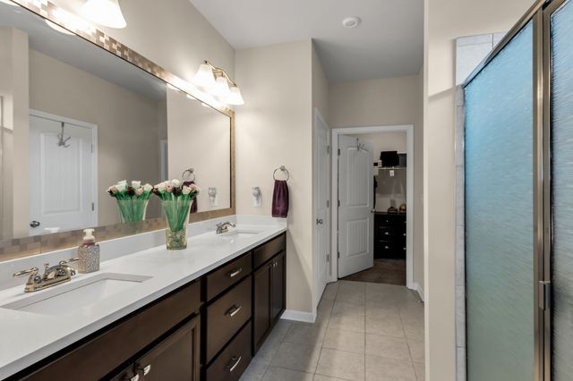 3722 Pelham Wood Dr, Murfreesboro, TN 37128