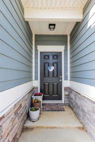 3722 Pelham Wood Dr, Murfreesboro, TN 37128