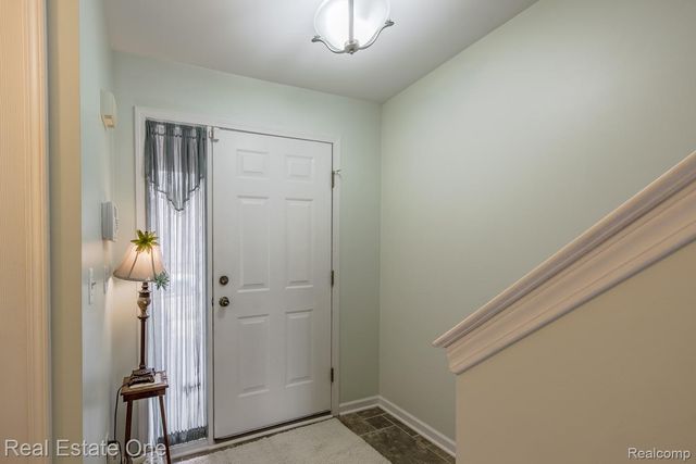 1277 Edelweiss Lane, Waterford Charter Township, MI 48327