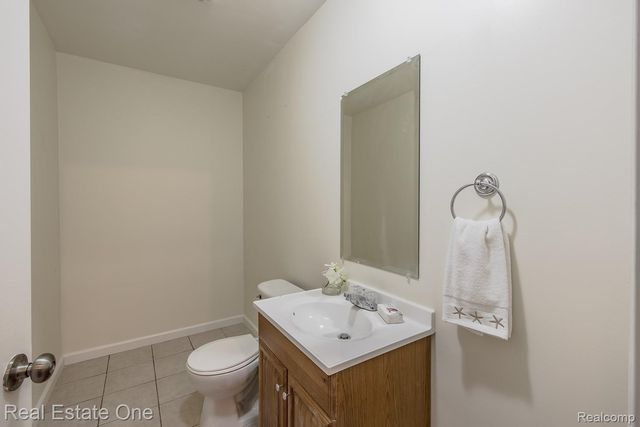 1277 Edelweiss Lane, Waterford Charter Township, MI 48327