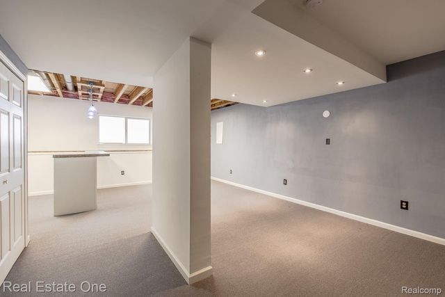 1277 Edelweiss Lane, Waterford Charter Township, MI 48327