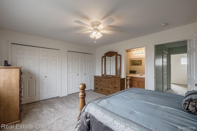 1277 Edelweiss Lane, Waterford Charter Township, MI 48327