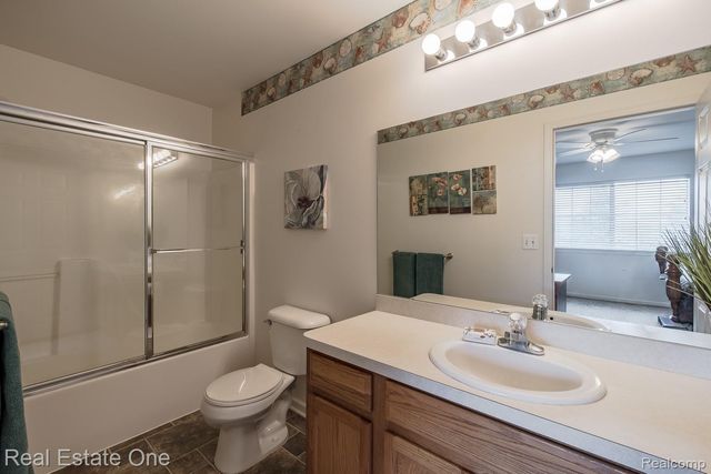 1277 Edelweiss Lane, Waterford Charter Township, MI 48327