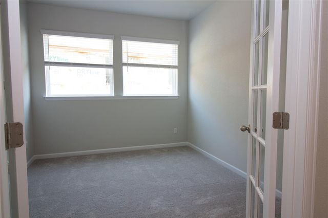 105 Stone fork LN, Hutto, TX 78634