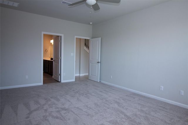 105 Stone fork LN, Hutto, TX 78634