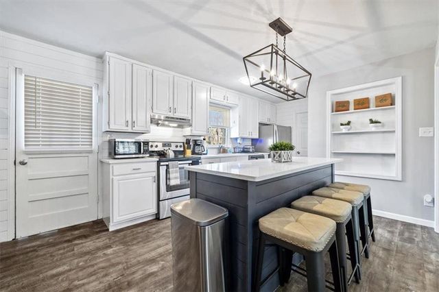 4283 Hiram Lithia Springs Road SW, Powder Springs, GA 30127
