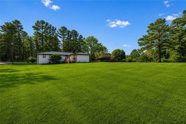 4283 Hiram Lithia Springs Road SW, Powder Springs, GA 30127