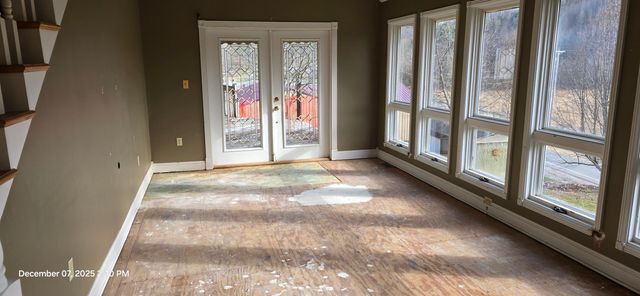 4229 US-421, Manchester, KY 40962