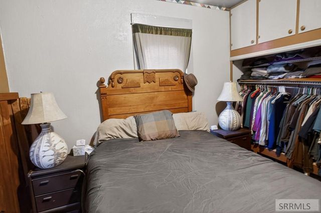 334 S 6th Avenue, Pocatello, ID 83201